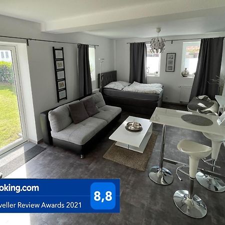 W1 - Kontaktloser 24H Check In, W-Lan, Netflix, Parkplatz, Kueche, Boxspring-Bett Bückeburg Екстериор снимка