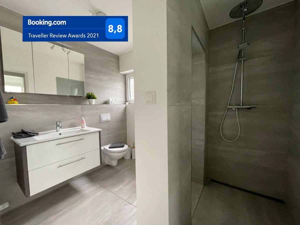 W1 - Kontaktloser 24H Check In, W-Lan, Netflix, Parkplatz, Kueche, Boxspring-Bett Bückeburg Екстериор снимка